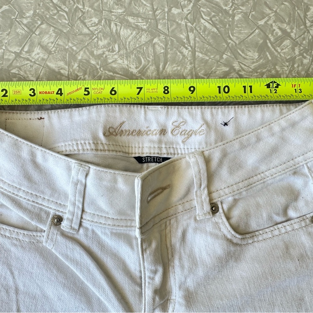 American Eagle Outfitters Low Rise Stretch White Jeans